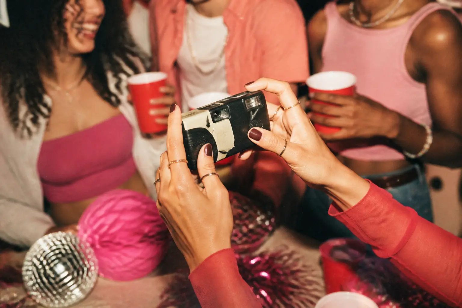 Editorial illustration for A Smarter College Party Photo Plan Than Relying on the Group Chat