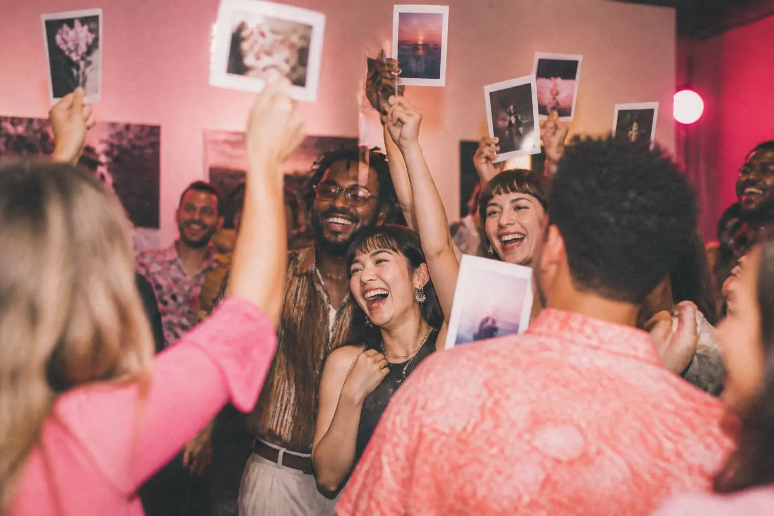 Editorial illustration for Make Your Party Gallery a Friendly Judged Photo Contest